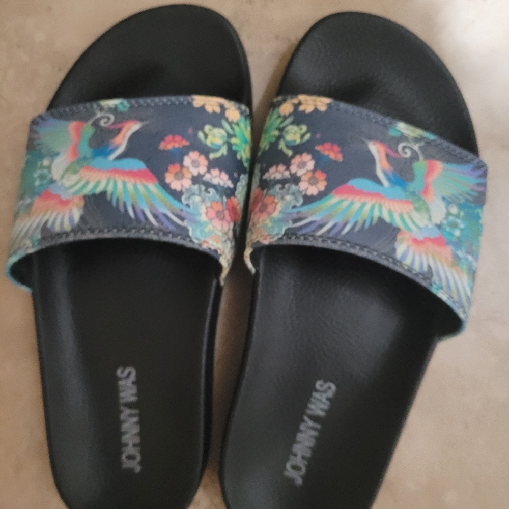Johnny Was slides size 6